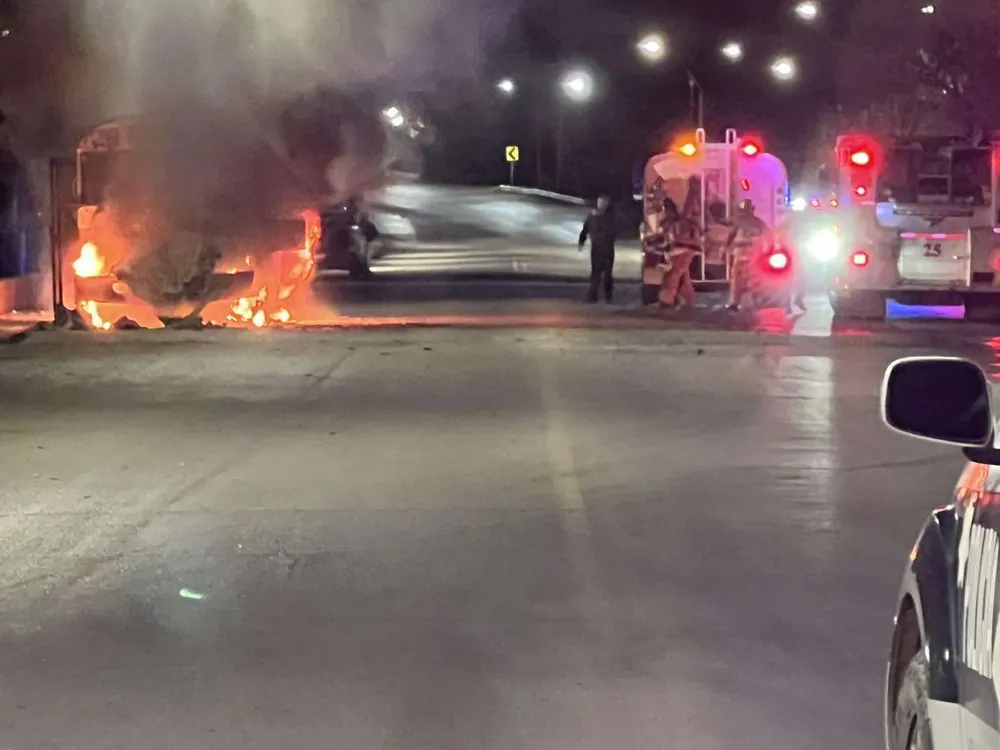 multimedia.grande.9ddab055858dd86c.Z3JhbmRlLndlYnA=