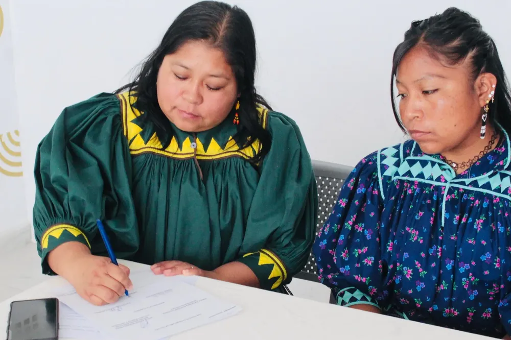 90f9d485-b7d5-4efa-bf63-3852c5edd641