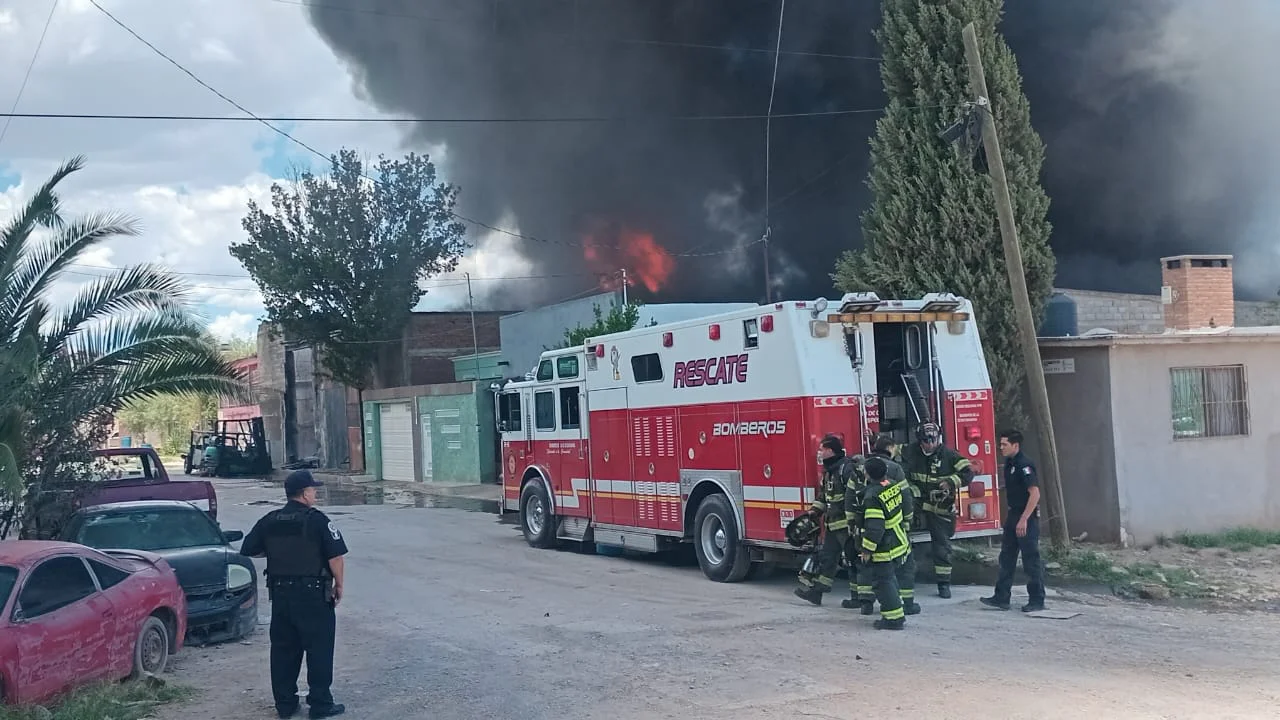 MEGAINCENDIO FABRICA MUEBLES2