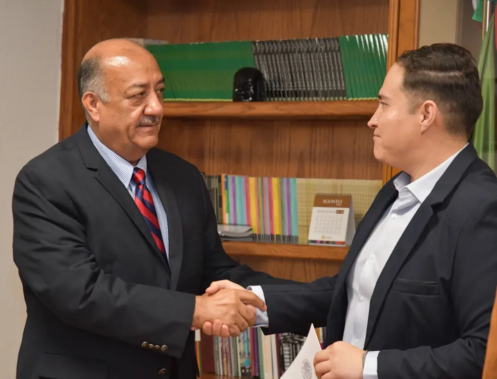 NOMBRAN PARRAL EDUCACION3