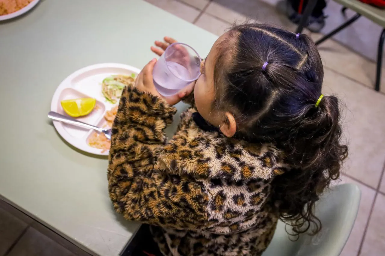 COMEDOR VASCONCELOS DIF4