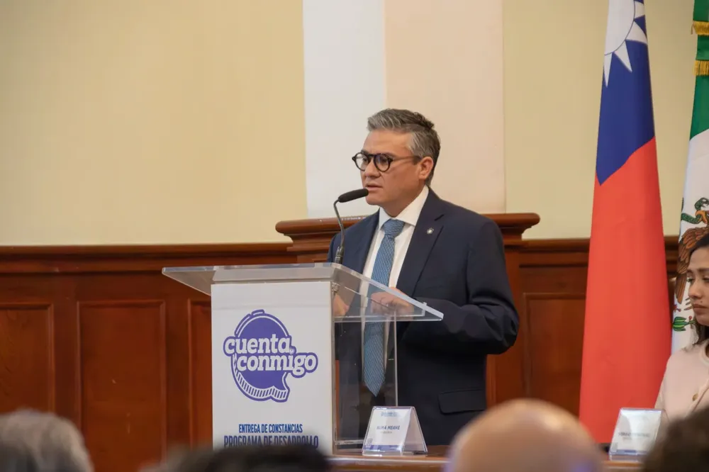 JOVENES TAIWAN ESPECIALIZACION2