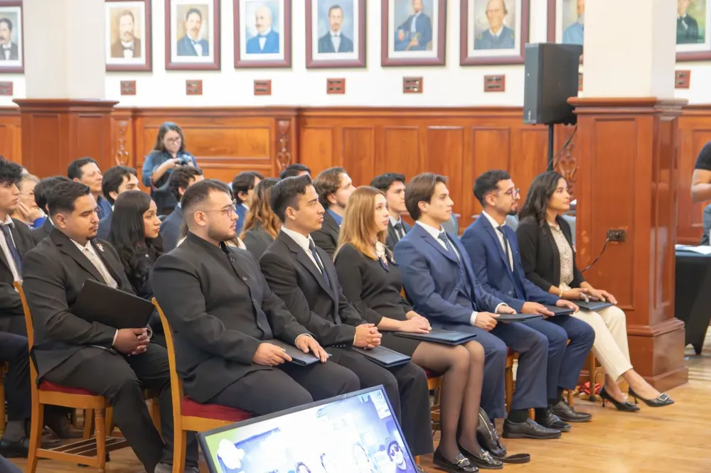 JOVENES TAIWAN ESPECIALIZACION3