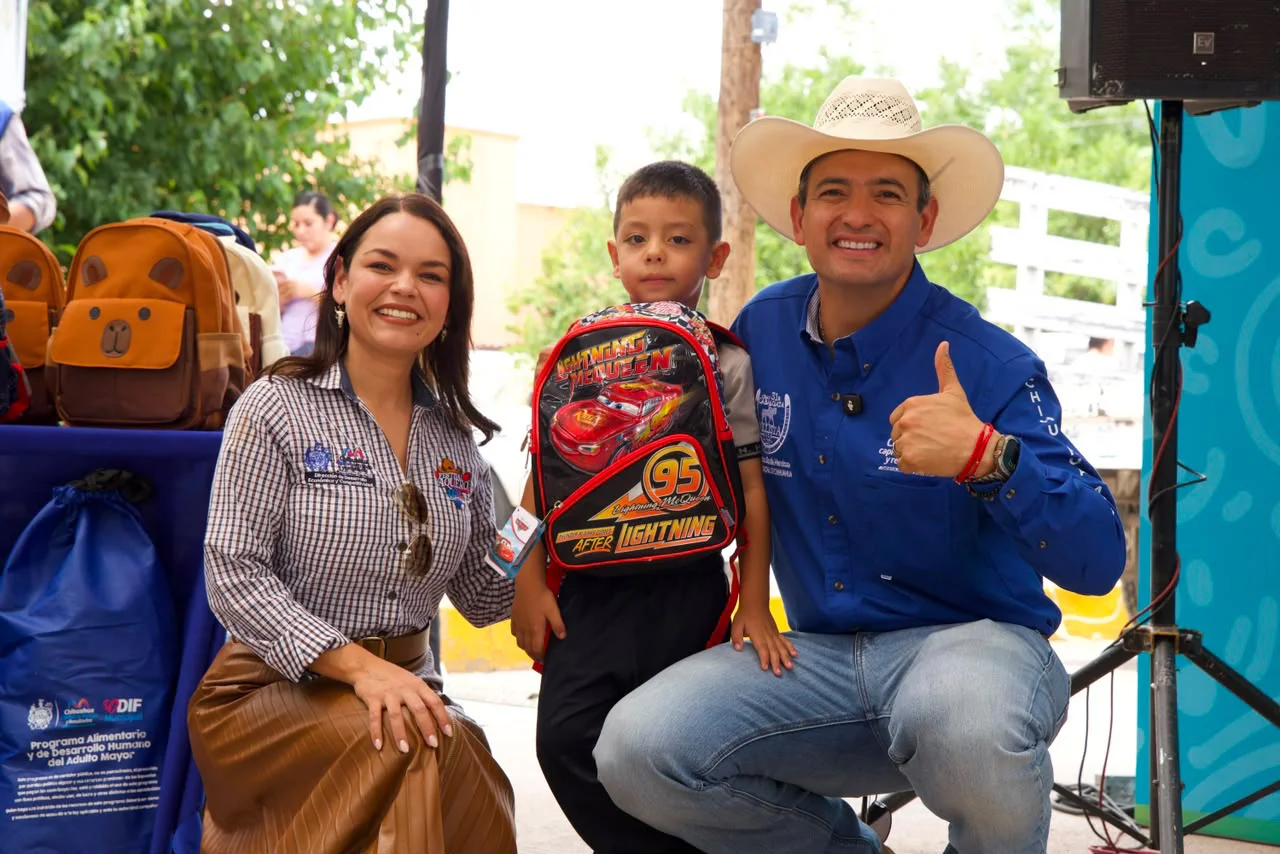LLEVAN MARCO Y KARINA 4