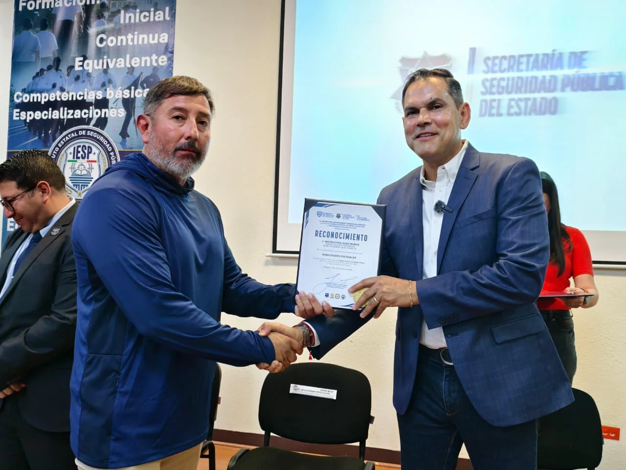 8bb2072c-6e6b-4349-8306-42f3480ced14