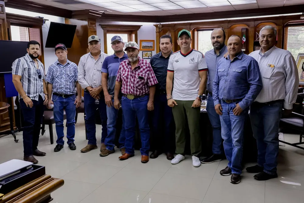 SE REUNE MARCO TRANSPORTISTAS