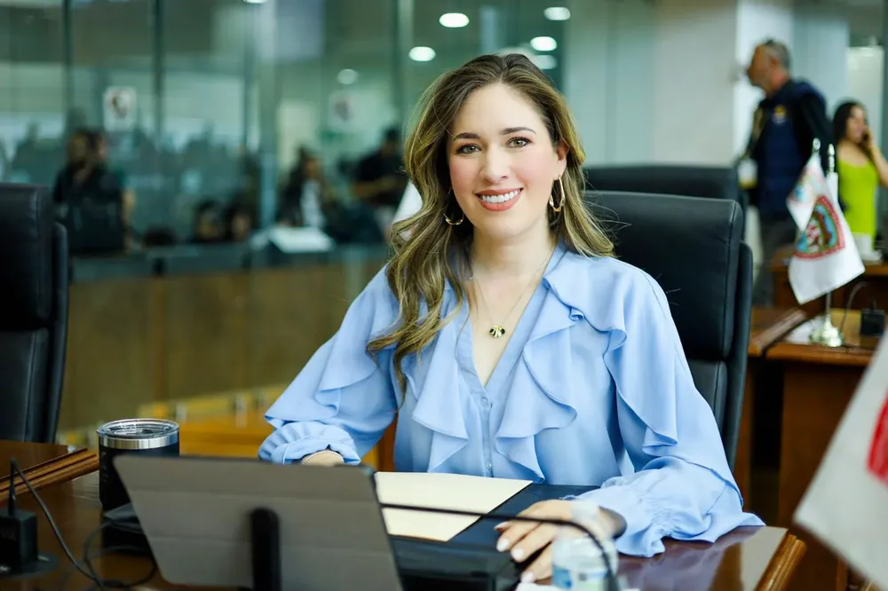 18db9a2d-b62e-4c92-95fb-00666cffa51a